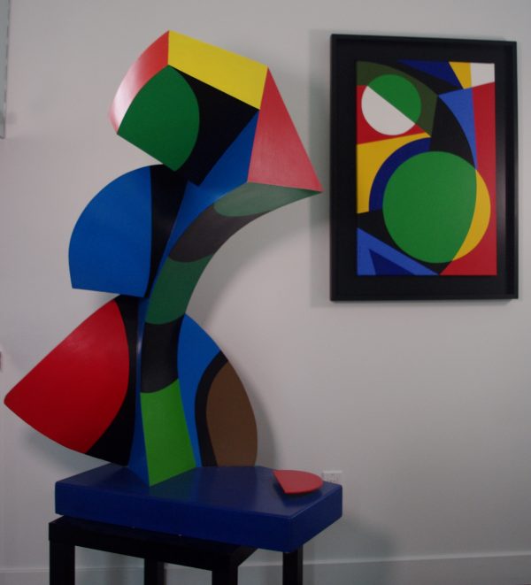 1993 : Les tourennes des vents et La Polyphonie du bleu (142,2 x 50,8 x 71,5 cm) : Sculpture de fibre de pin peinte)